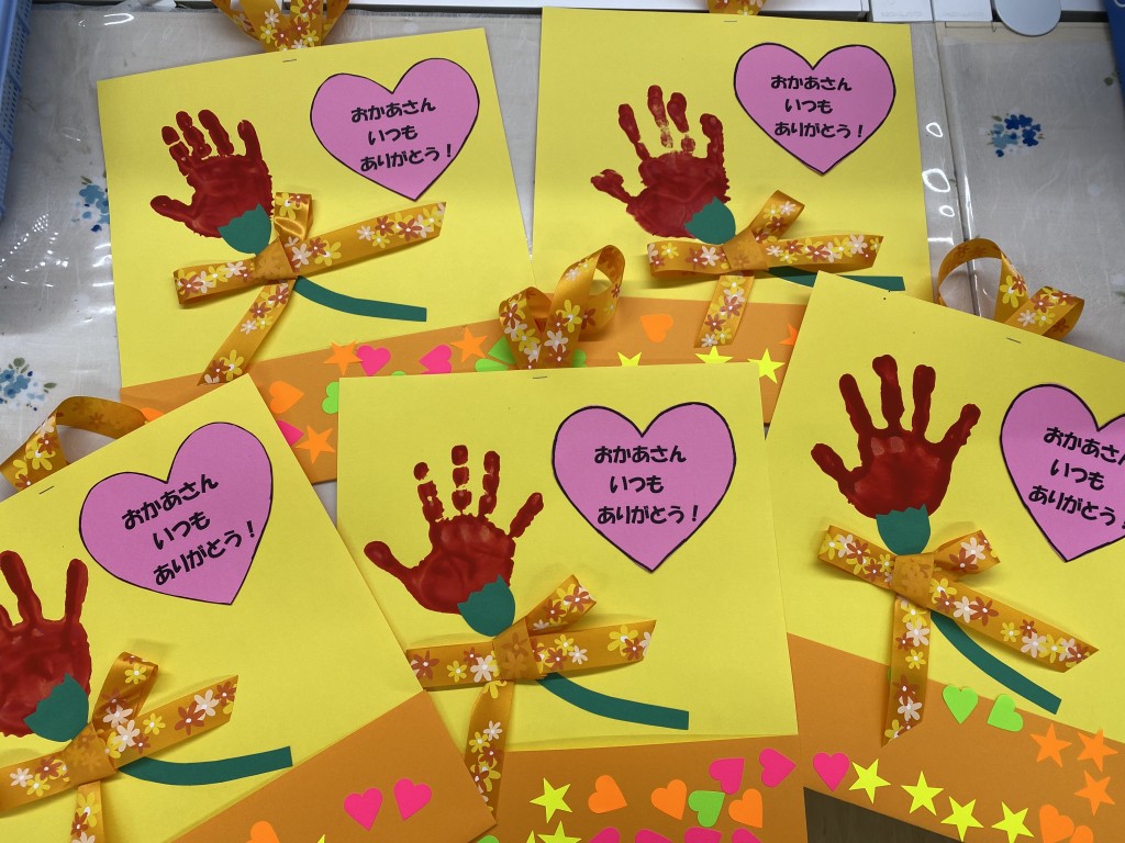 母の日プレゼント」に関する保育や遊びの記事一覧HoiClue ほいくる