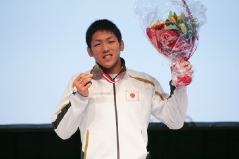 ありがとう！米満達弘選手、引退し指導者の道へ頑張れ体校のブログ