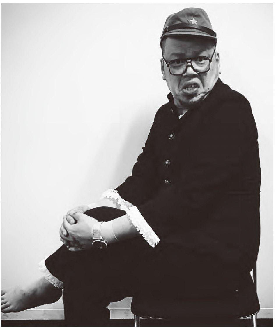 ♡ 娘と初めて、結婚式に参列しました💍 なにげに夫婦でも初 ！ せっかくなので、衣装はピンクでお揃いに🫶🏻 ずーっとパパ抱っこ紐のおかげで娘もお利口さんでした👶🏻✨ ヘアアレンジは前撮りの時にもお世話になった @milky_arrange さんです✂︎子連れ結婚式