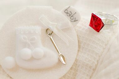 南海キャンディーズ・山里がパパに！夫人の蒼井優の第一子妊娠を発表FANY Magazine