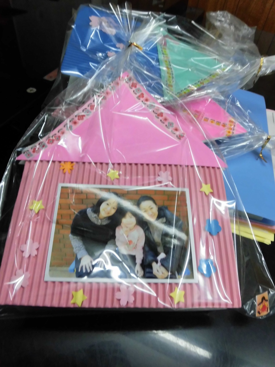 プレゼント作り もも: 慶応幼稚園ブログ 未来の子どもたちへ ～Dream Can Do！Reality Can Do!!～