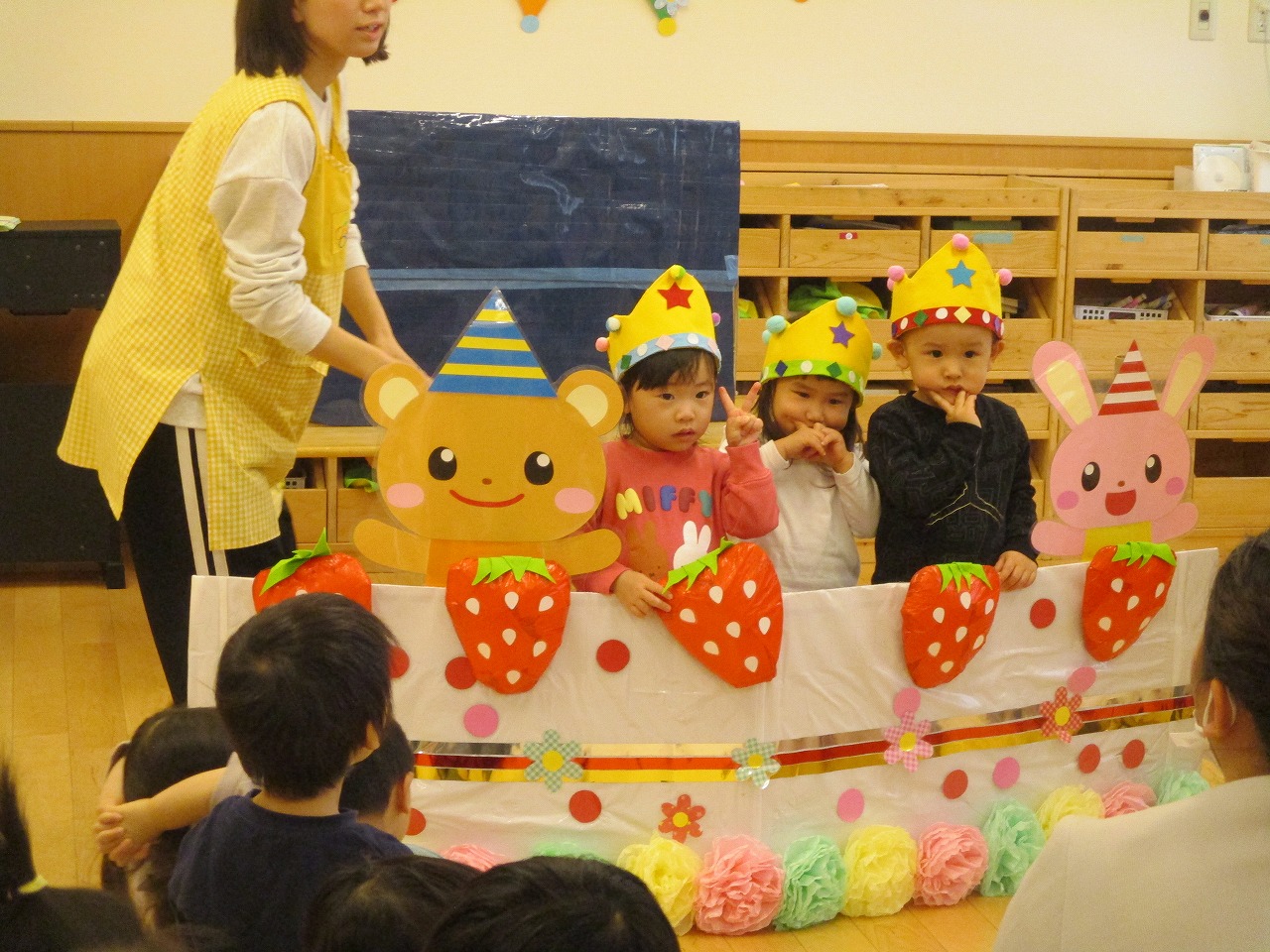 川西市から1歳誕生日撮影にご来店のT.Nさまのアンケート 口コミ・評判情報 2564大阪・豊中千里で七五三の子供 写真館撮影スタジオなら ハニーアンドクランチ