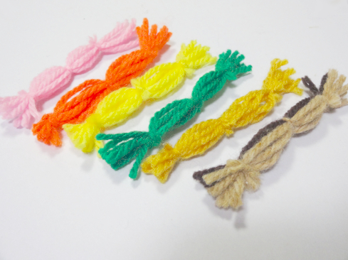 あみぐるみ 毛糸でおままごと用お寿司を作りました - ぬぬ日記