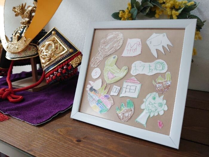 子どもの作品どう飾る？6名のインスタグラマーさんから届いた、みんなのおうちギャラリー発表会！アンジェ日々のコラム