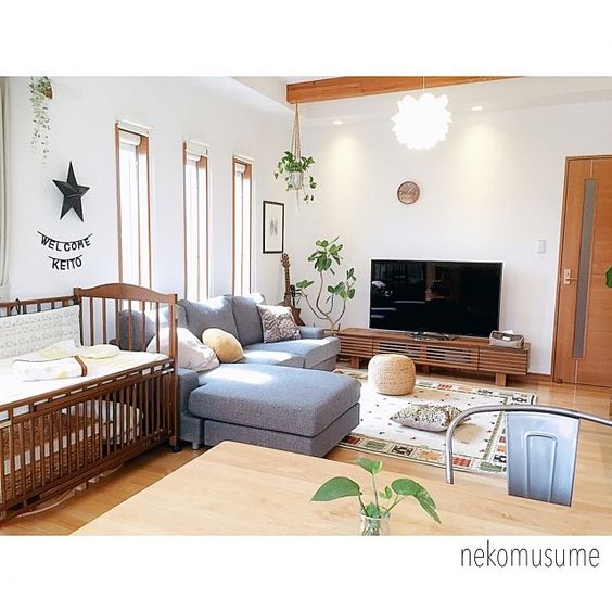 部屋作り 動き出した赤ちゃんと狭い部屋で安全に暮らす工夫 - YouTube