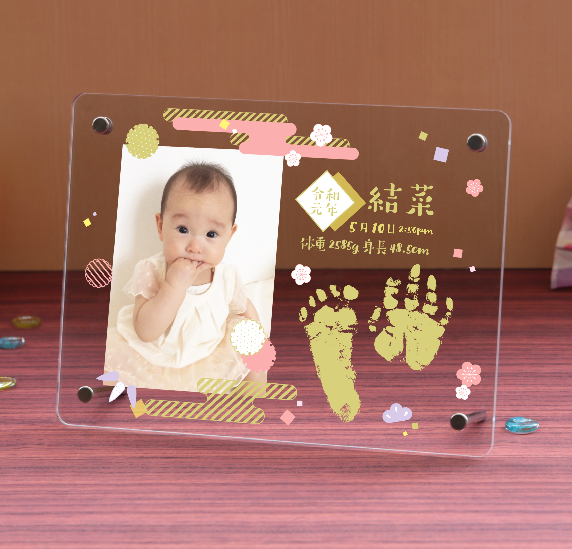 当商品送料無料 12ヶ月 ベビーフォトフレーム 通販 写真立て 複数 フォトフレーム 13窓 ベビーフレーム ベビー用品 赤ちゃん 出産祝い バックヤードファミリーの通販&mall アンドモール 三井ショッピングパーク公式通販