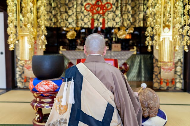 法事の食事は何にする？場所・メニューからマナーまで詳しく解説！葬儀屋さん