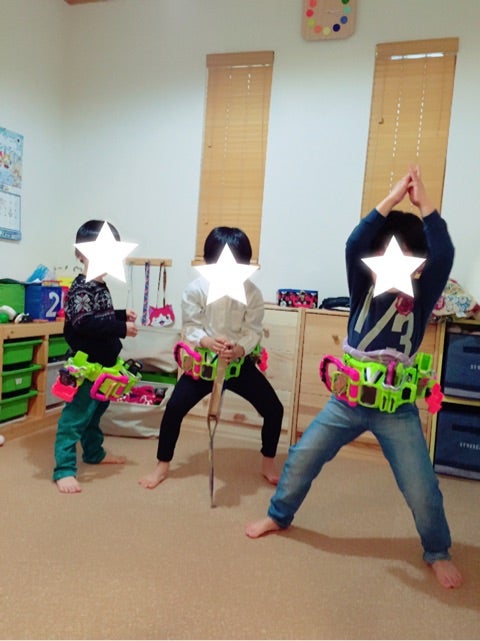 Amazonバウンサーにつけるおもちゃ ベビーベッド おもちゃ ぶら下げ 赤ちゃん 0歳 屋内および屋外での感覚および運動技能開発用Elephantベビーカー用おもちゃおもちゃ