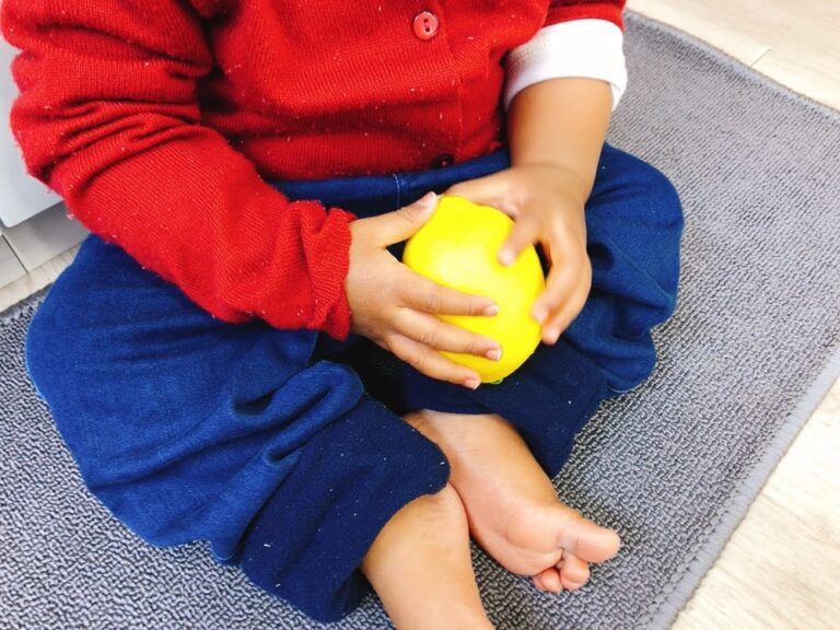 赤ちゃんの指がくっついている「合指症」の治療法はご存知ですか？ 医師監修メディカルドック