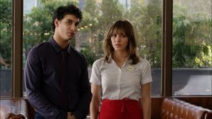 歌手キャサリン・マクフィーの乳母が悲劇的な事故で死亡 トヨタ販売店が声明を発表 - tvgroove