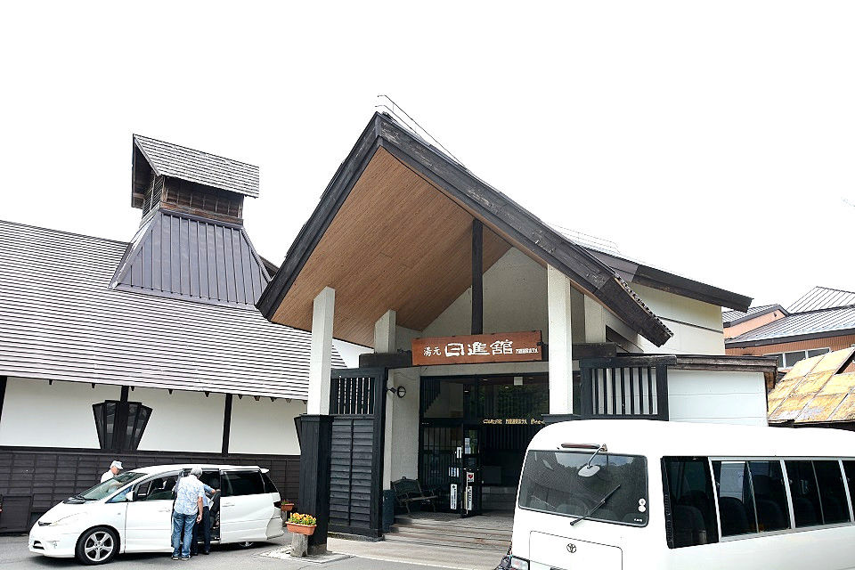 AM1422kHz ラジオ日本 - 夏木ゆたかのホッと歌謡曲