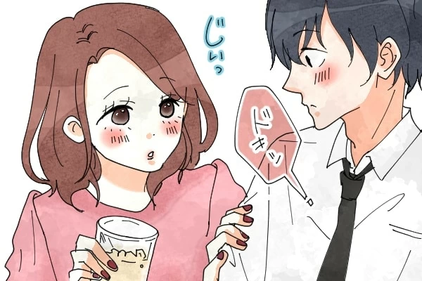 身長同じカップルハグTikTok