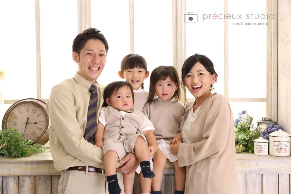 決定版 家族でフォトウェディング親の服装はこれでOK！ - 結婚写真・フォトウェディングのお役立ち情報阿部写真館-大阪本町靭公園店