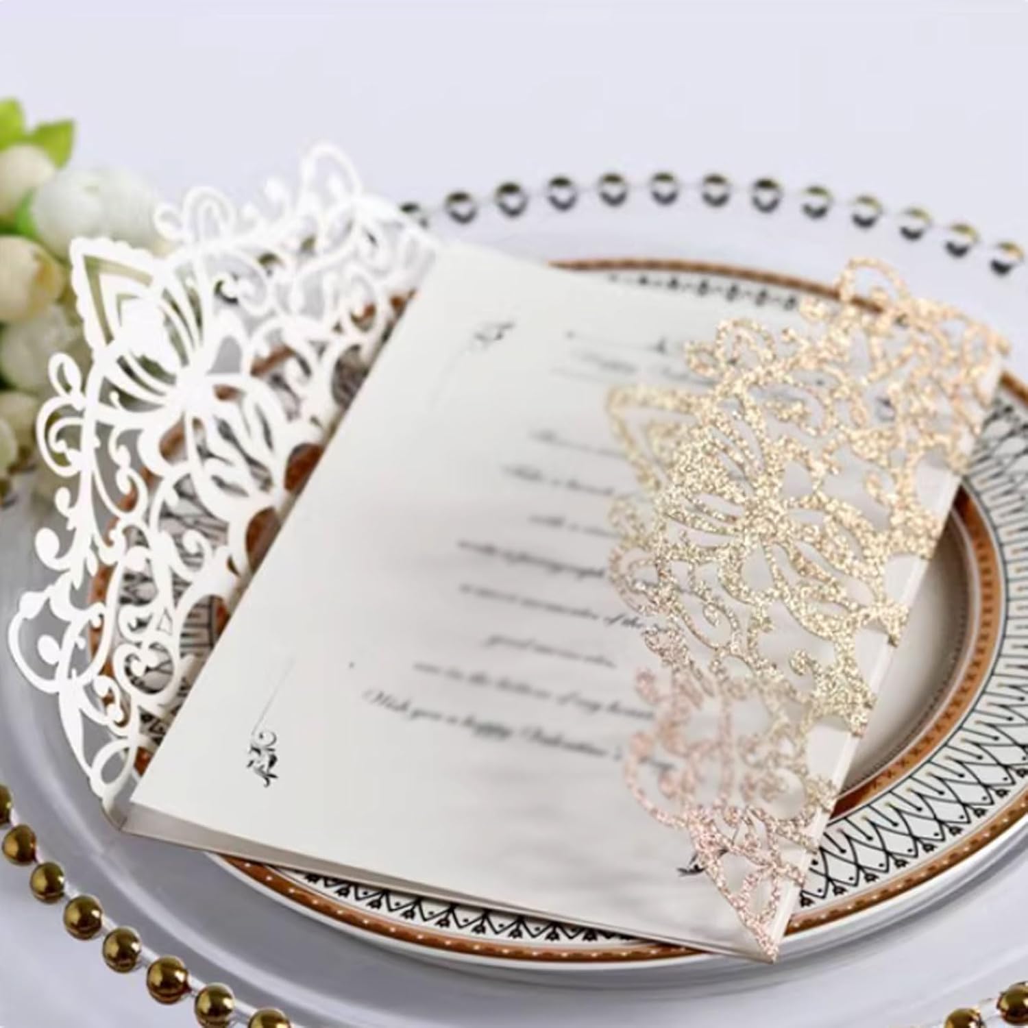 1枚1枚手作りです カリグラフィーの招待状: ブライズサロン日記