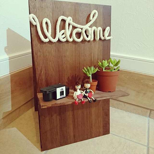 100均すのこ＆コルクボードで簡単！ウエルカムボードの作り方ショップのアイデア暮らしニスタ