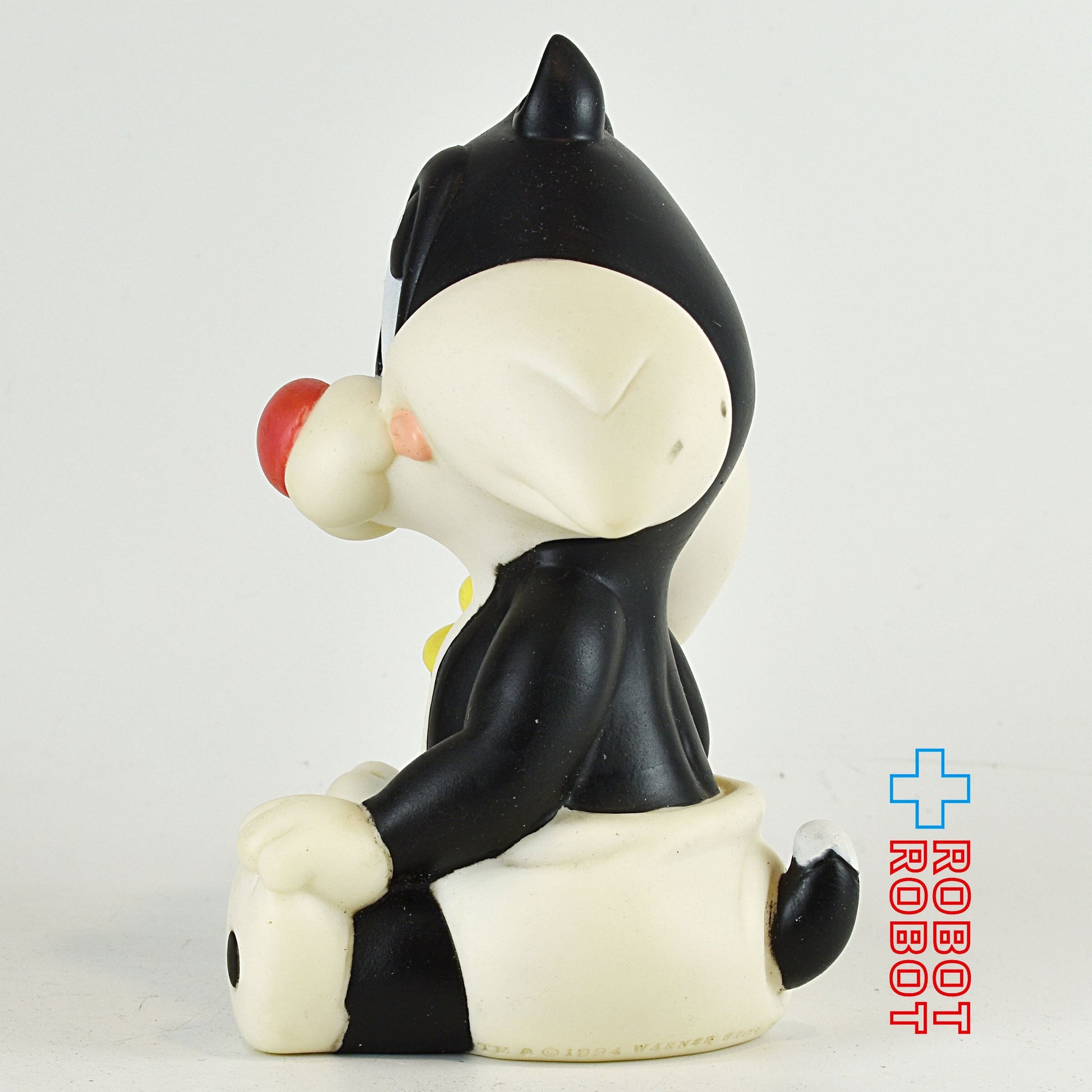 ルーニーテューンズのレアキャラ入荷です ルーニー・テューンズ クラシック オリジナル ベビーベア コレクタードール ビニールフィギュア 紙タグ付Looney Tunes classic original BABY BEAR Collector Doll vinyl figure withpaper tag ルーニー・テューンズ クラシック