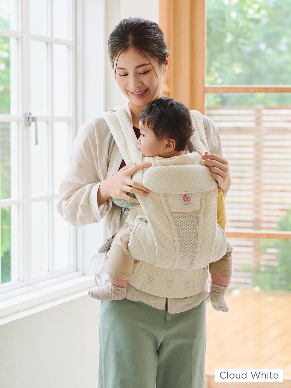 こんばんは🐈‍⬛🖤 今日はエルザホスクについて特集します！ どんな時でもオシャレなエルザホスク。 子どもがいるとは思えないプロポーションですよね！度々アップされる子どもとの写真がとっても素敵✨✨ 感想やどんな投稿が見たいかなど、コメントをもらえると、今後の