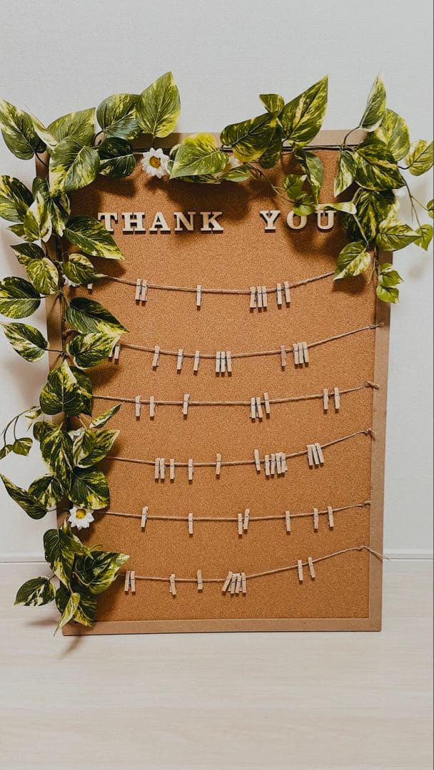 コルクボードから手作りフォトブースまで！結婚式二次会を盛り上げるチェキ活用術♡ウェディングニュース