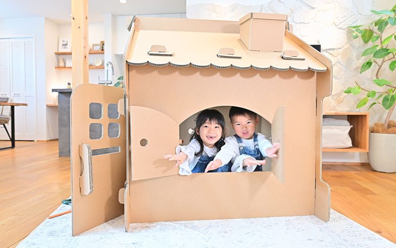 子供が喜ぶダンボールハウスは手作りできる？ ネットで購入できるキットも紹介！はいチーズ！クリップ