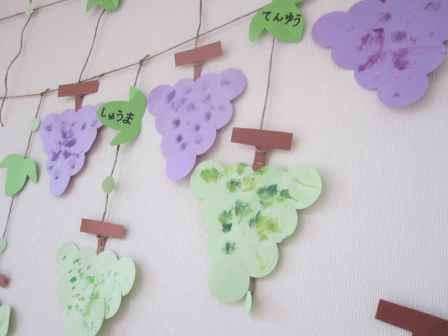 9月の製作アイデア17選！ 保育園・2歳児・5歳児・ぶどう・とんぼ・きのこ・お月見保育士くらぶ