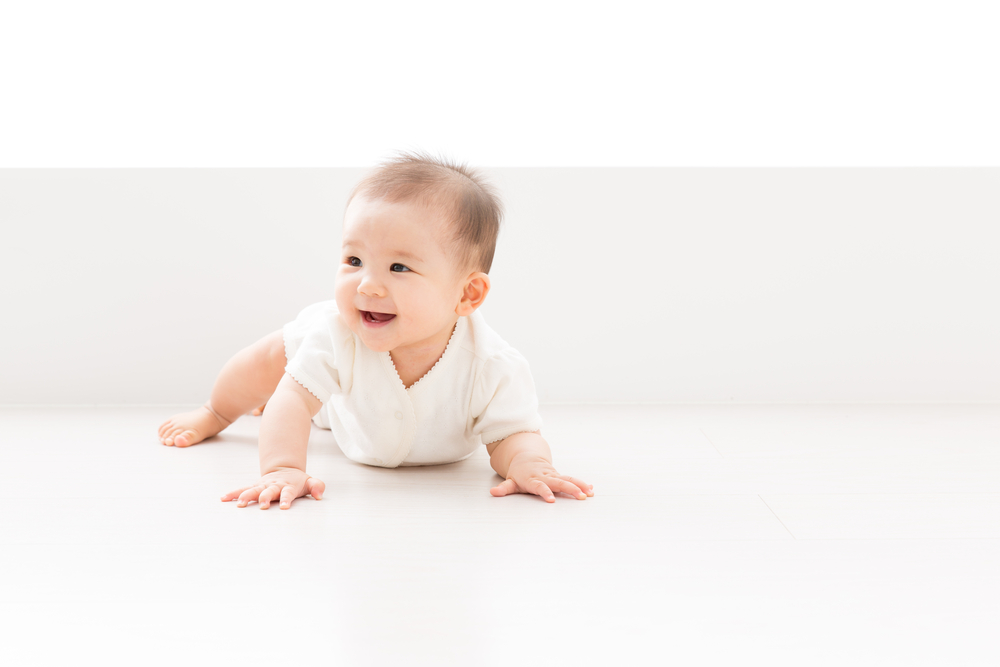 赤ちゃんの二重まぶたの変化と特徴TikTok