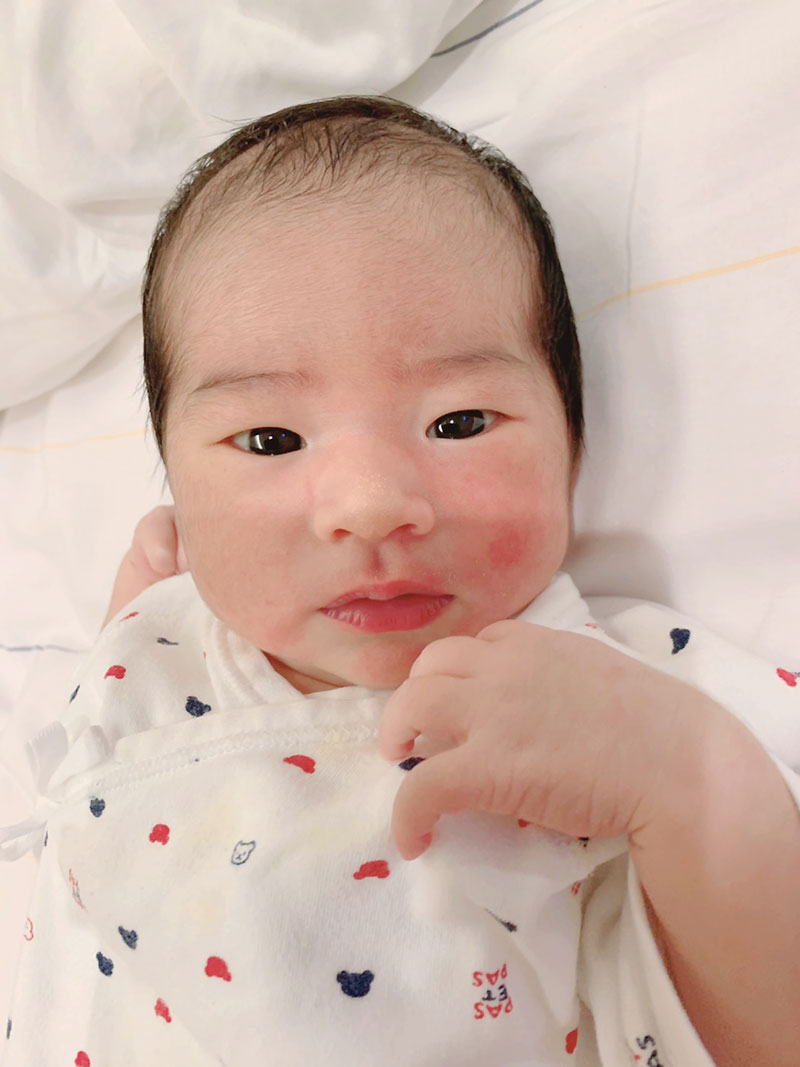 赤ちゃんとマンガ広告プロモーション広告漫画制作・ビジネスマンガ制作ならMANGA FACTORY