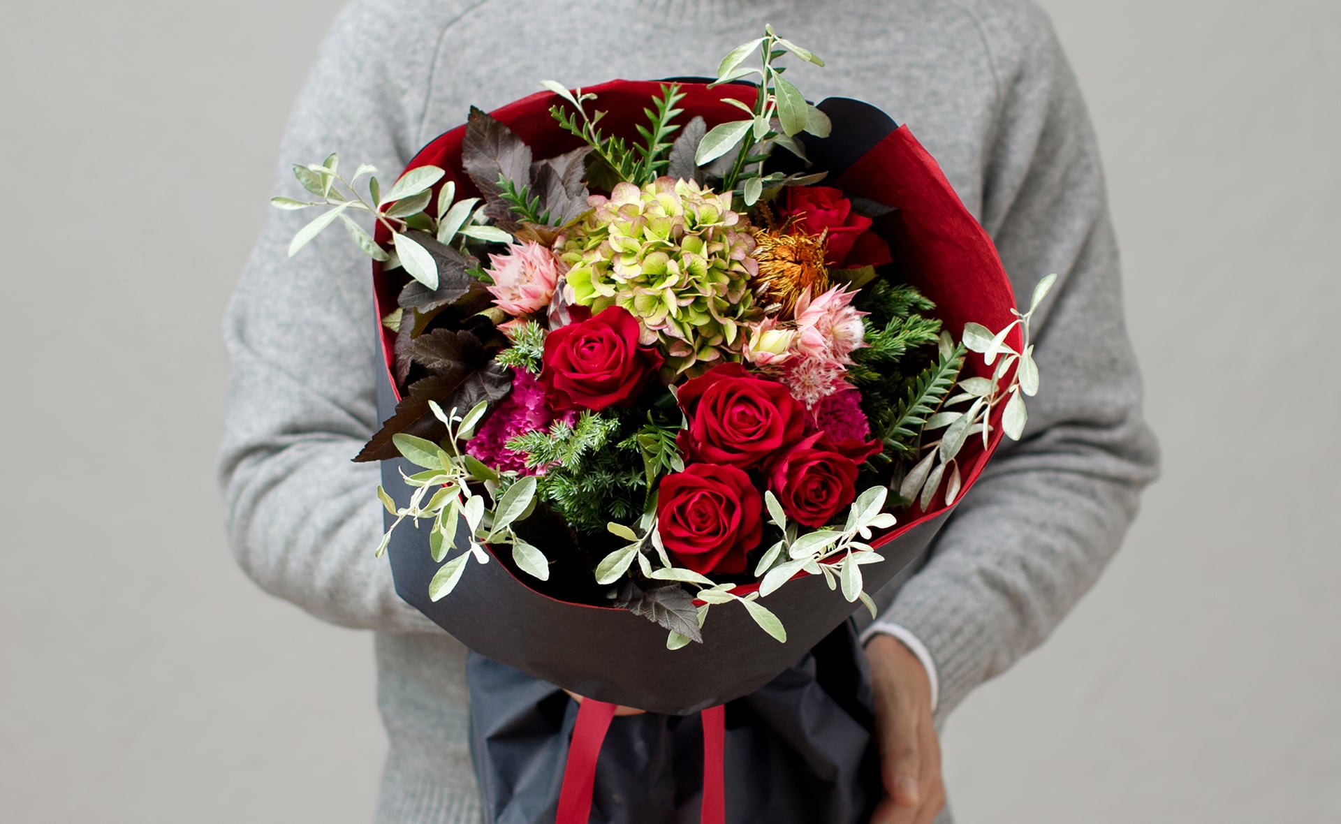 バラ33本の意味と花言葉 3回生まれ変わっても3回愛する – パティスリーフラワ