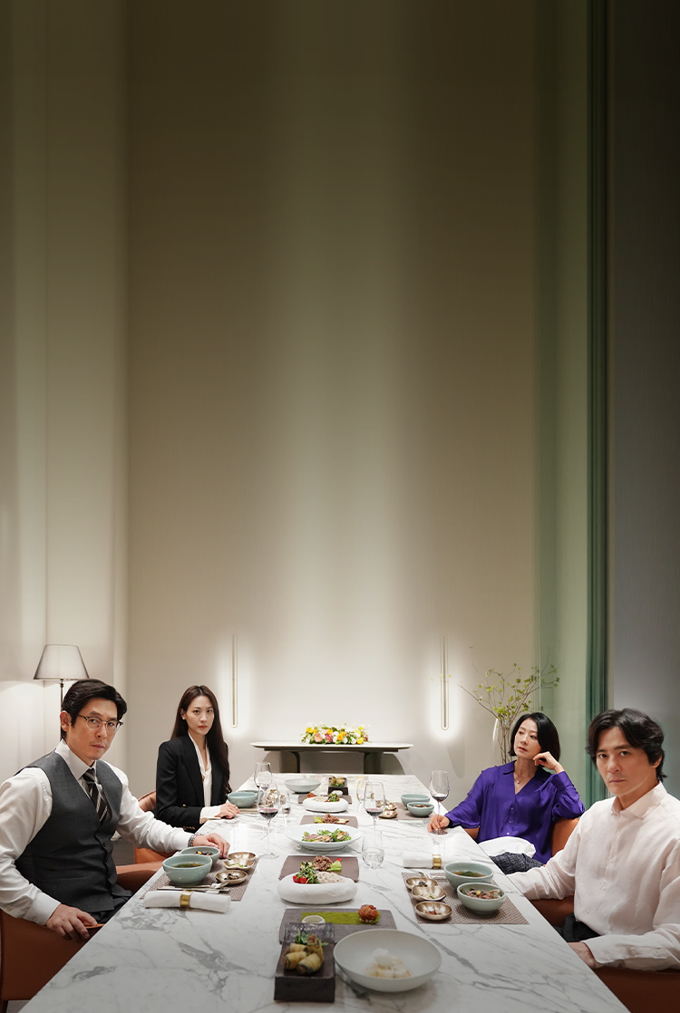 映画「満ち足りた家族」キム・ヒエ“現在進行形で活動している女優として記憶されたい” - Kstyle