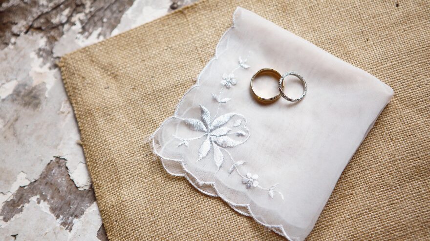 葬式ハンカチ100均の正解はこれ！失敗しない色と素材とはOFPS 終活・相続・不動産