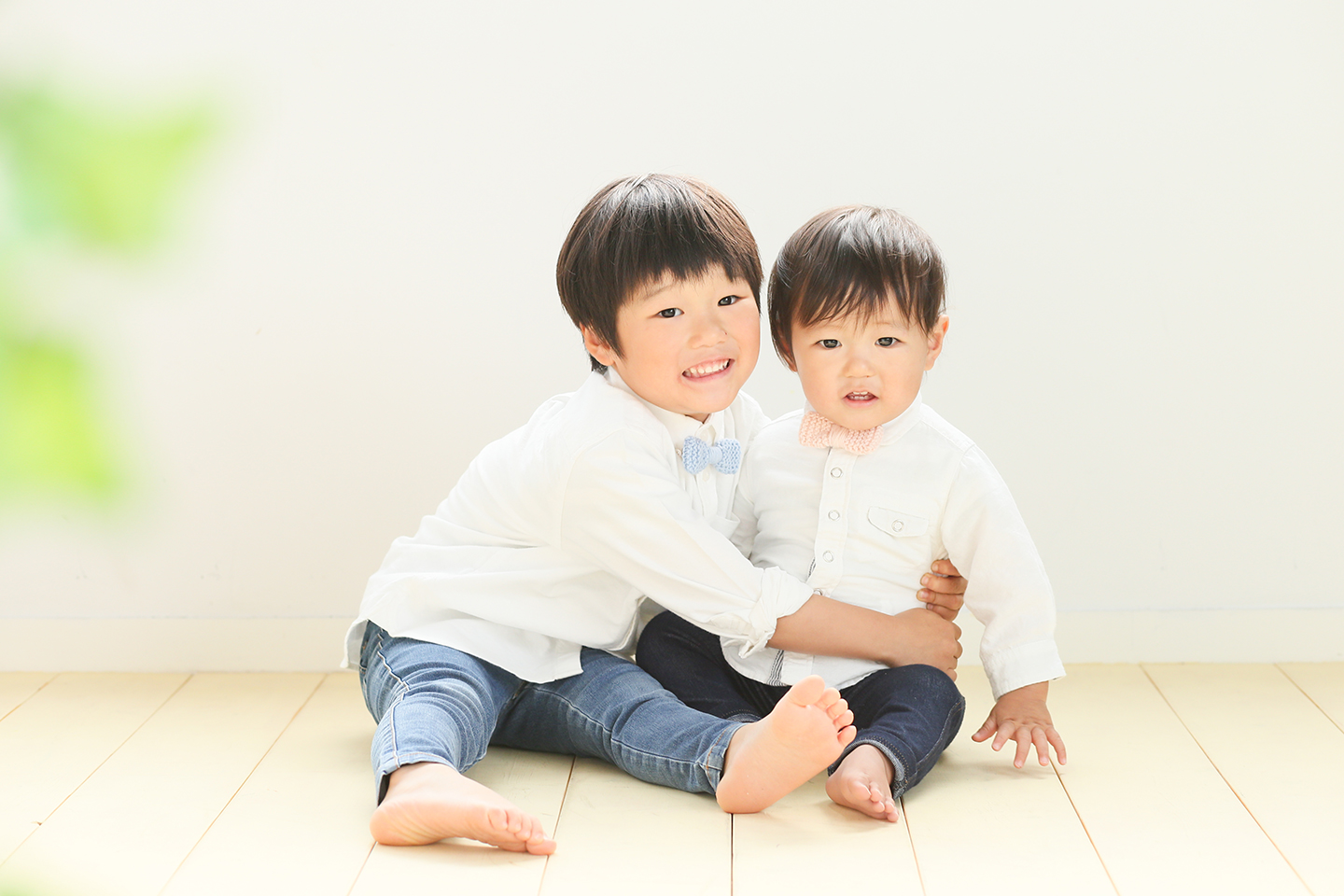 兄妹 お揃いコーデ・家族写真 お揃いコーデ記念写真に向けてのリンクコーデ ライフスタジオ湘南店 - ライフスタジオ湘南店神奈川県 藤沢市写真スタジオ