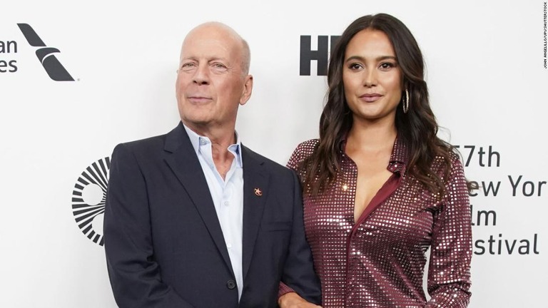 ブルース・ウィルスと1歳の娘イヴリン・ペン・ウィリスTime Tested Beauty Tips * Audrey HepburnForever *