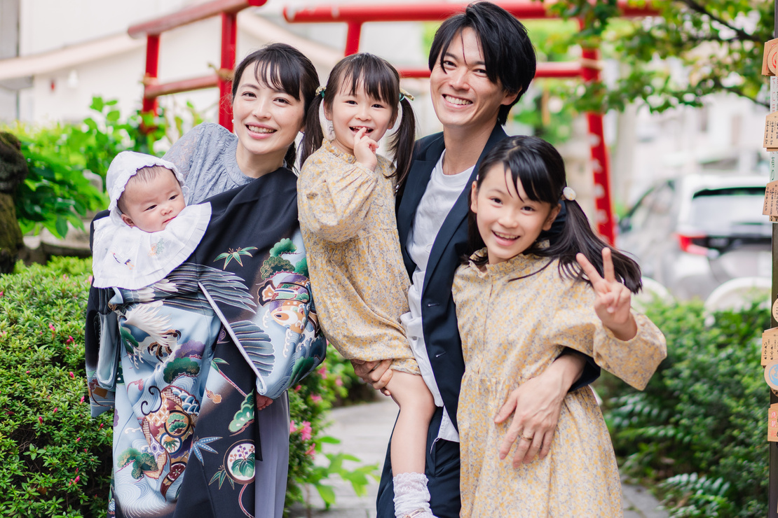 お宮参りの服装は？赤ちゃん・ママパパ・祖父母のマナー＆春夏秋冬おすすめ母親コーデ - ファッション通販SHOPLIST ショップリスト