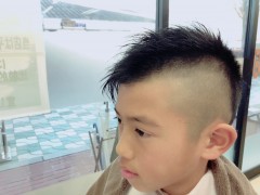 キッズカット男の子の伸びた前髪の切り方！アシンメトリ