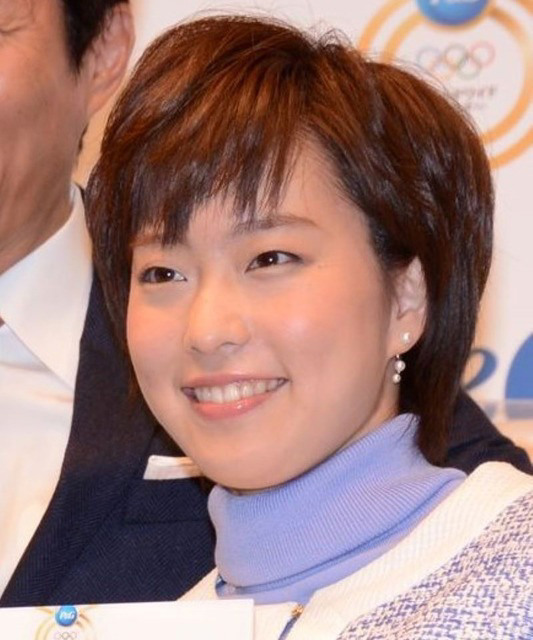 石川佳純が長身イケメンと鉄板焼き＆カラオケデートNEWSポストセブン