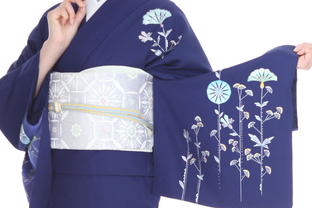 卒業式に参列する母親にオススメな着物と髪型について教えて！