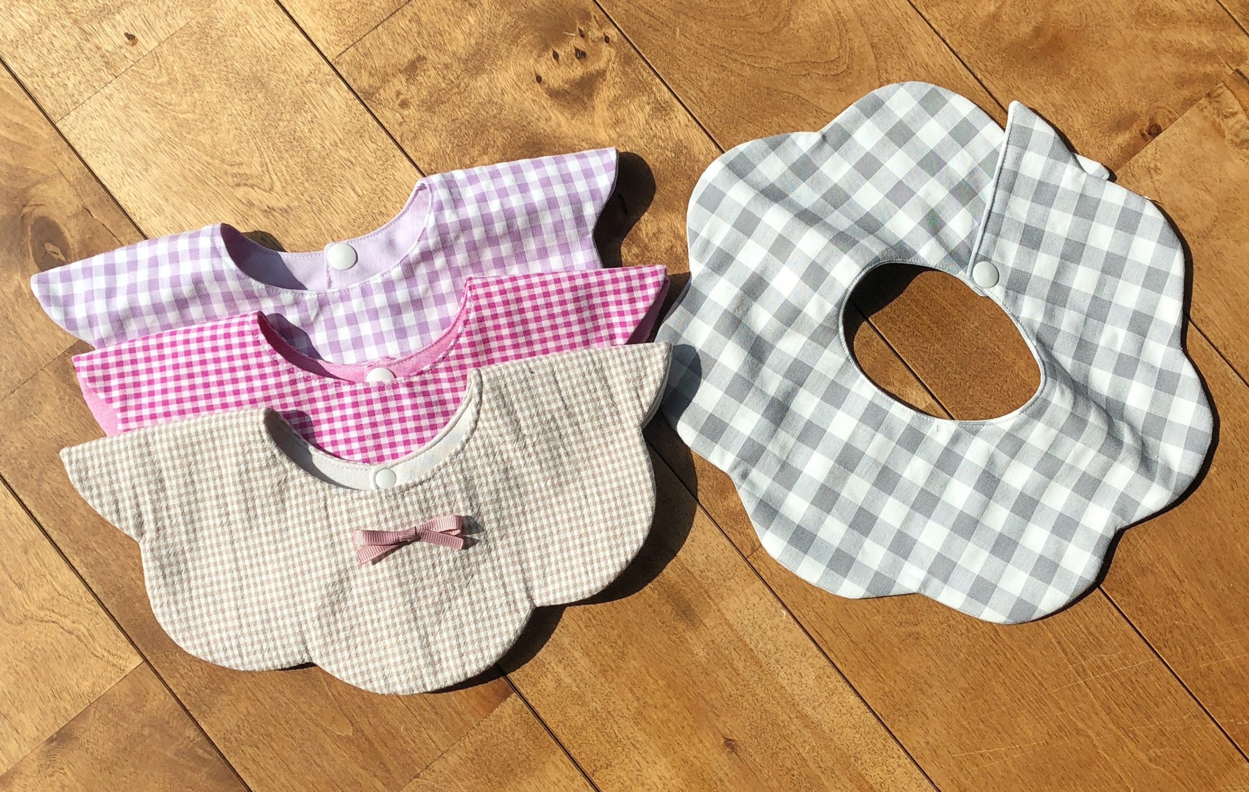 タオルハンカチで簡単☆首ゴムスタイの作り方