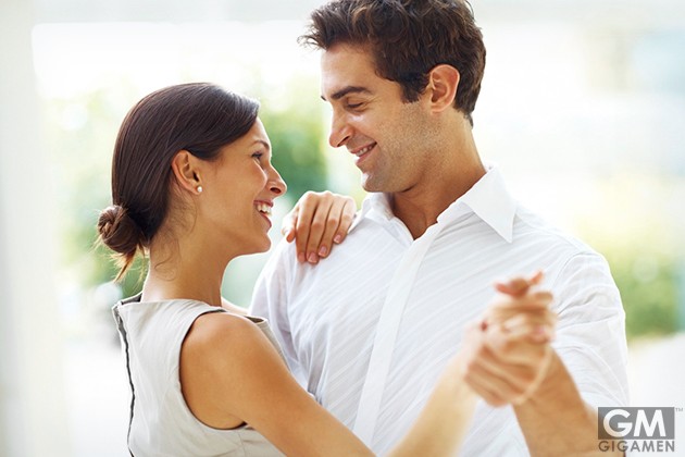 幸せなカップルの特徴を探る！コラム20代30代につよい！パーソナライズ婚活支援