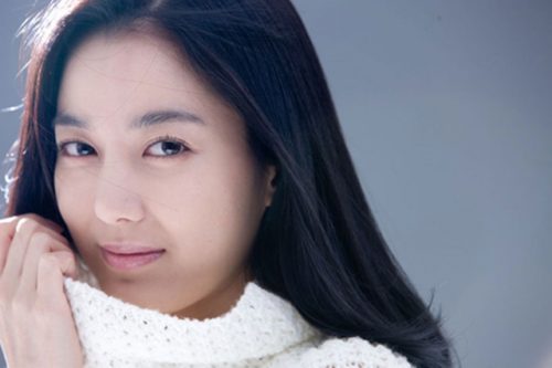 イ・ソヨン、オ・ユナの息子の誕生日にプールへお出掛け