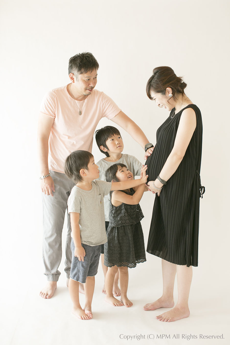 マタニティフォトはセルフ写真館で！安くおしゃれに残す完全ガイド – フォトスタジオ INAI LIFE