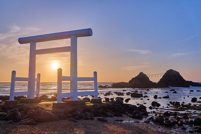 二見ヶ浦の夫婦岩アクセスと駐車場、カフェなどの周辺情報