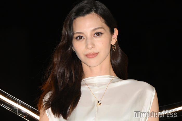 中条あやみの父親はイギリス人？母親はパワフルな大阪人！？家族構成や両親とのエピソードは？ - ORANGE-POP