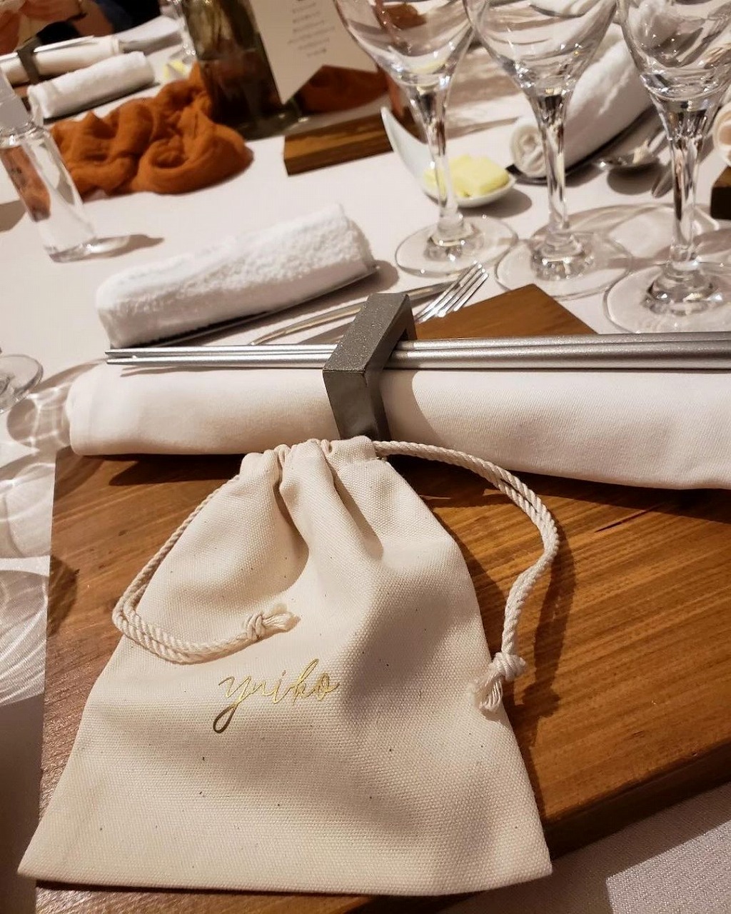 100均アイテムを使った 席札 の手作りアイデア45選！おしゃれ＆高見えする実例が満載です結婚ラジオ結婚スタイルマガジン