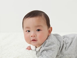 生後7ヶ月の娘 しかし、よく見ると ！？「可愛すぎます」「お利口さん」 – ほ・とせなNEWS