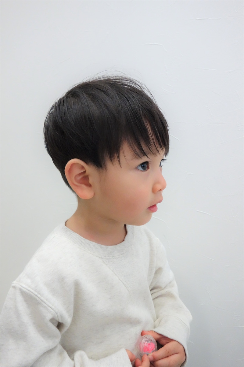 パパと息子で久しぶりの美容室💈 今回も可愛くしてもらいました💓ツーブロックマッシュ1歳8ヶ月 パパと息子 キッズカット 男の子可愛い ❤️ヘアカット