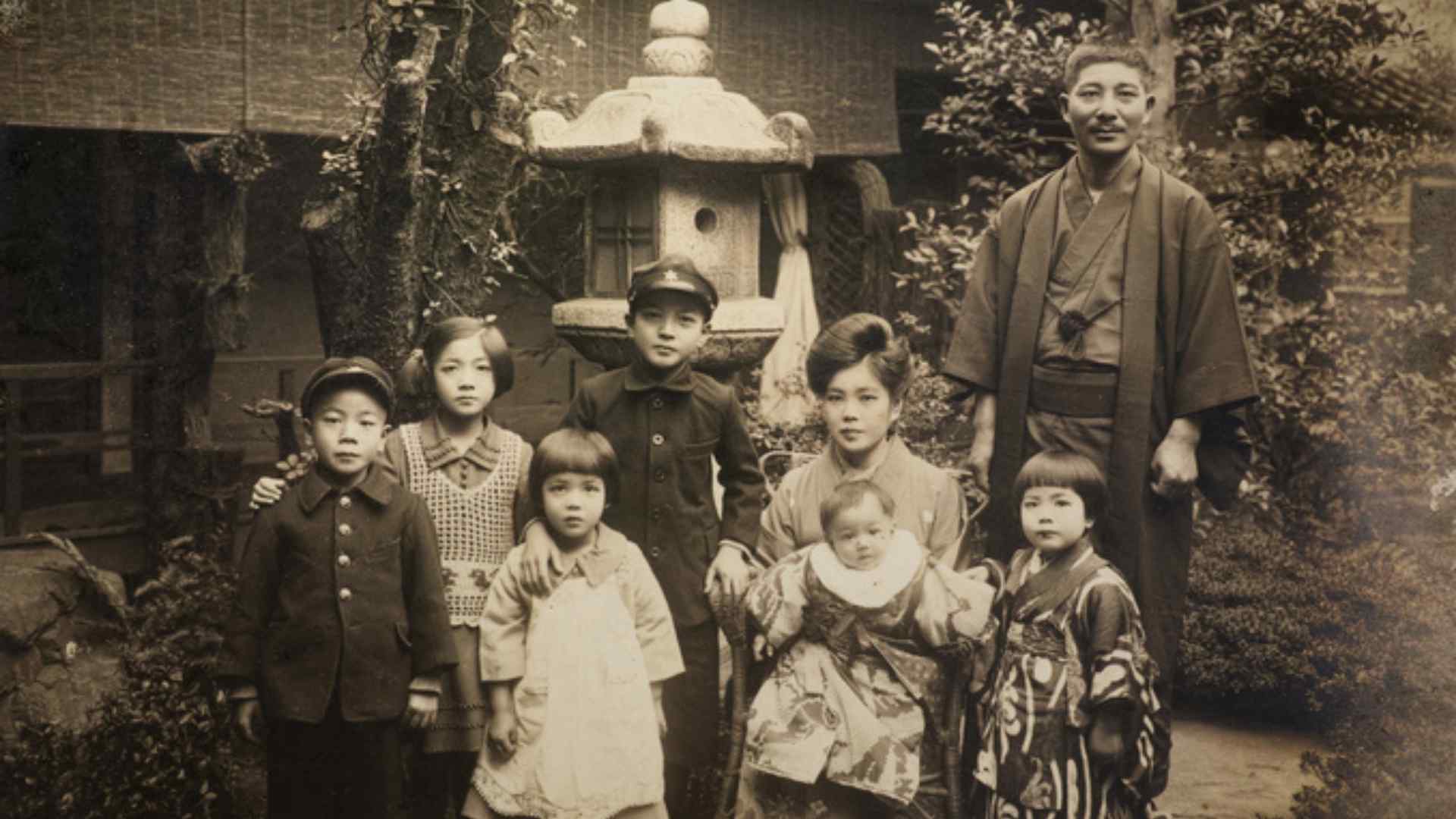 家族の歴史 1990年〜沖縄の神宮会館ポートレートスタジオ