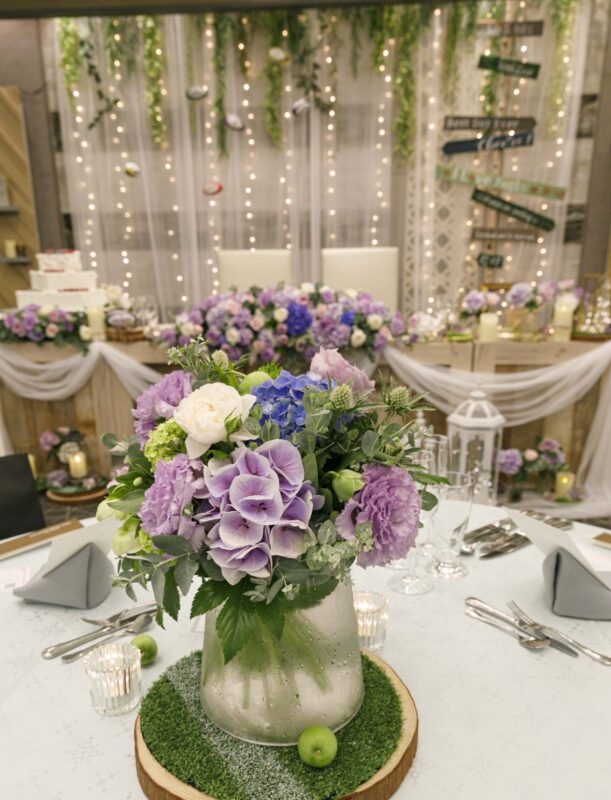 旬なお花で季節感のある装花を！春ウェディングにぴったりなおしゃれな実例をご紹介ARCH DAYS