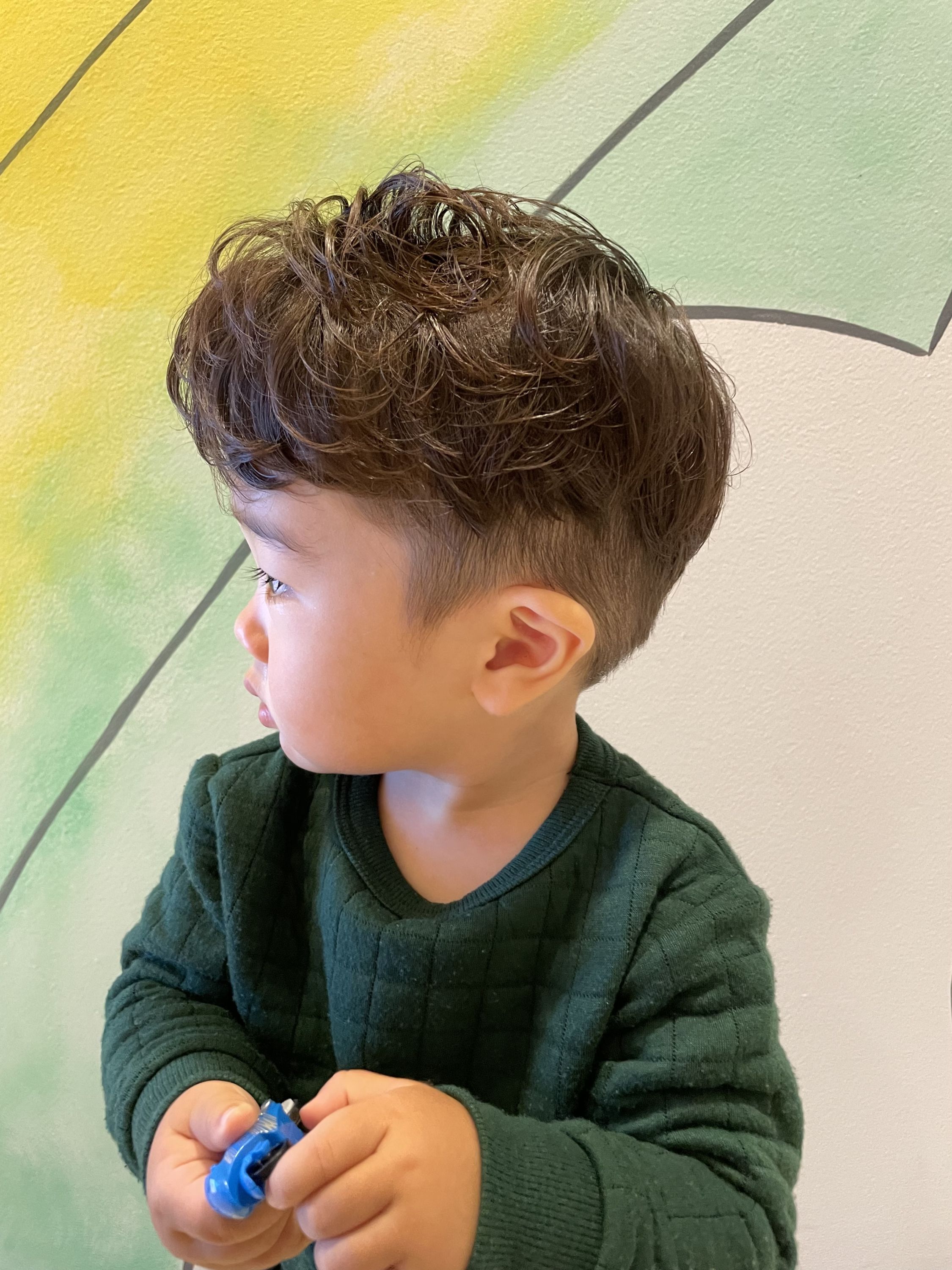 写真解説 1歳の男の子・女の子の赤ちゃんの簡単セルフヘアカット！子育てメディア memorico