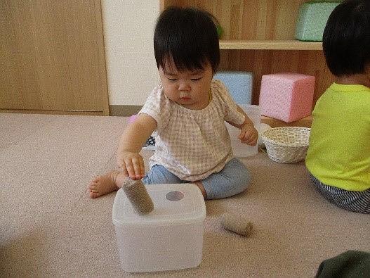 作品No.003ぽっとん落とし 排水フタ版保育士の手作りおもちゃ