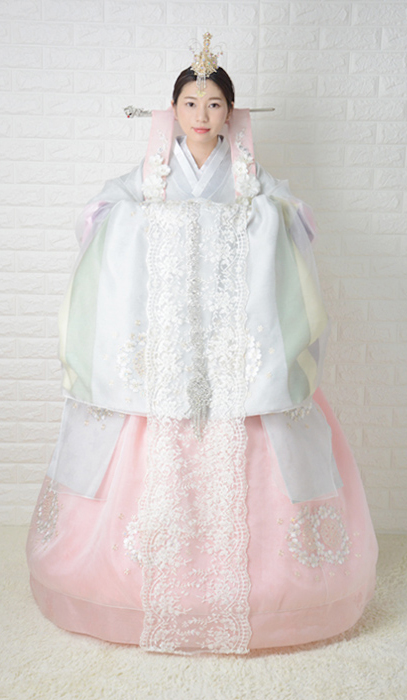 楽天市場 豪華チマチョゴリ 韓国風ウエディングドレス レディース 韓服 上下2点セット 韓国伝統民族衣装 演出服 舞台衣装 結婚式 二次会 パーティー成人式 卒業式 入学式 発表会 韓流コスプレ衣装 コスチューム 仮装 写真撮影 舞台演出 S M L XL : 純の洋服屋さん 韓国