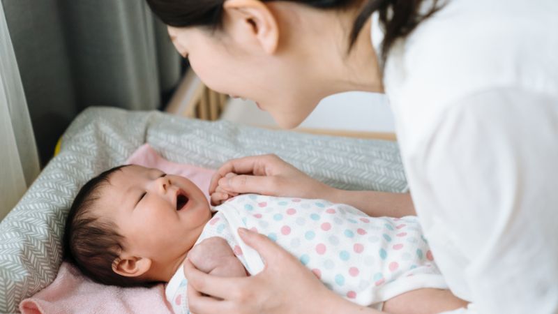 新生児が泣かない理由と対処法性格を理解し、健やかな成長をサポート - MAMA Media
